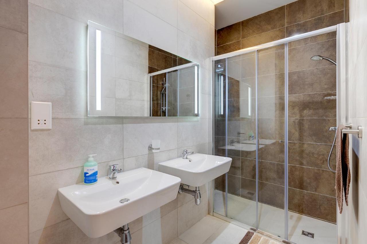 Luxe Apartment With Valletta And Harbour Views สลีมา ภายนอก รูปภาพ